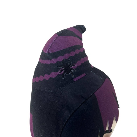 Funko Plushies: Disney Hocus Pocus 2‎ Mary Sanderson, 7" Plush Doll - Picture 9 of 10